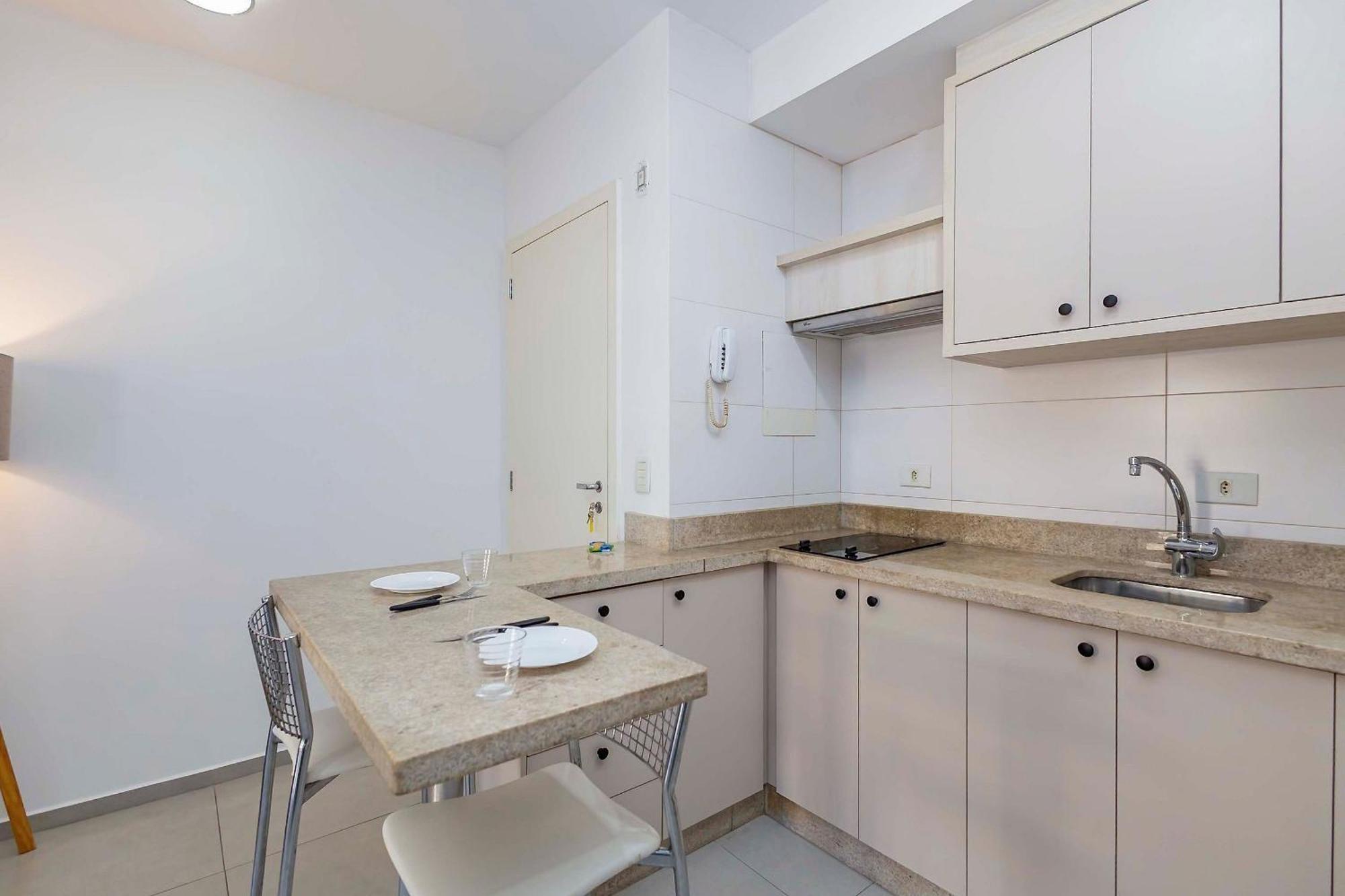 Apto Em Frente Ao Shopping Com Piscina Aquecida Apartamento *